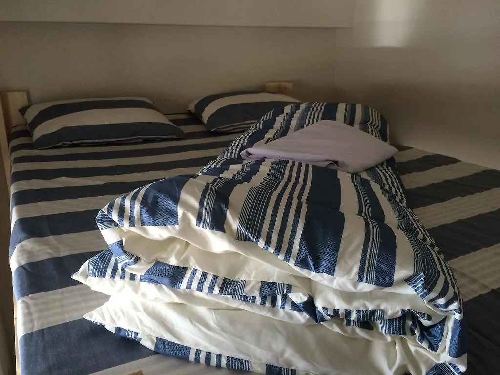 Central Osaka Bed And Breakfast Hostel
