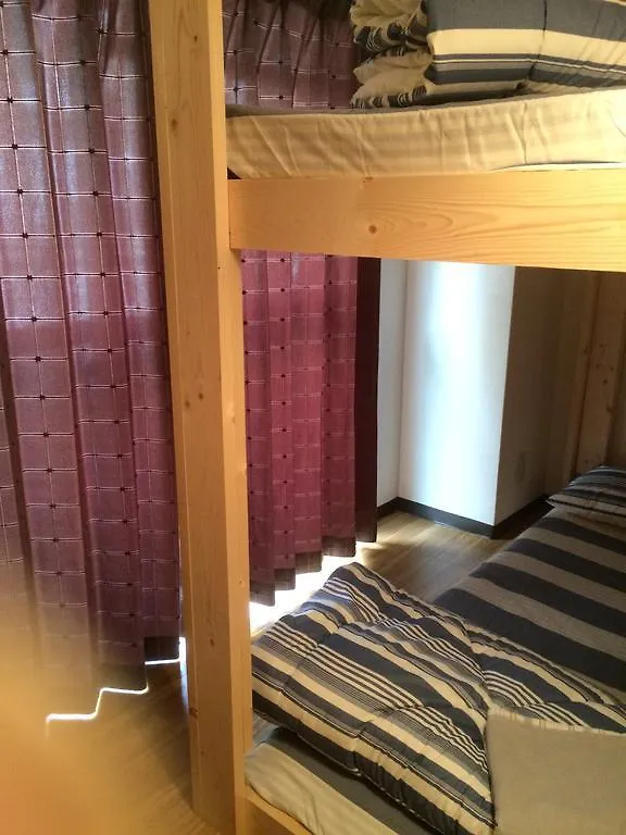 Central Osaka Bed And Breakfast Hostel יפן