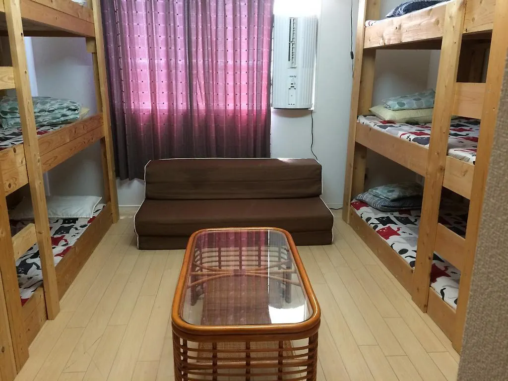 Central Osaka Bed And Breakfast Hostel